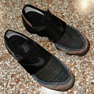 EUC Nike Vapormax slip ons - multicolored! 👟